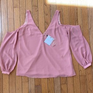 L’Academie V-Neck Shoulder Top